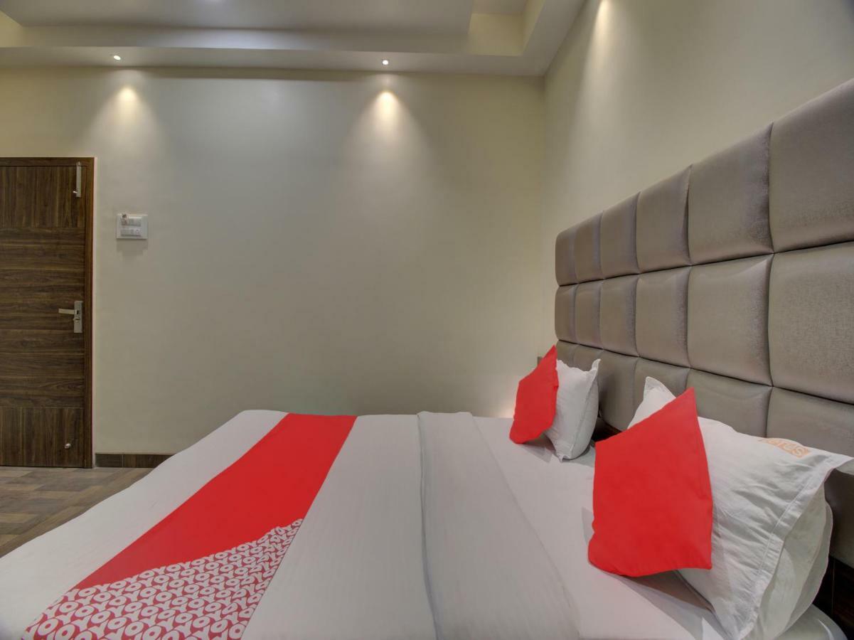 Oyo 35844 Hotel Lotus Residency Sangli Luaran gambar
